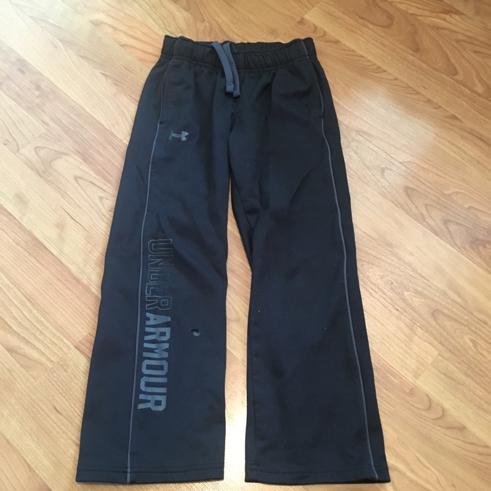 UA Black Pants